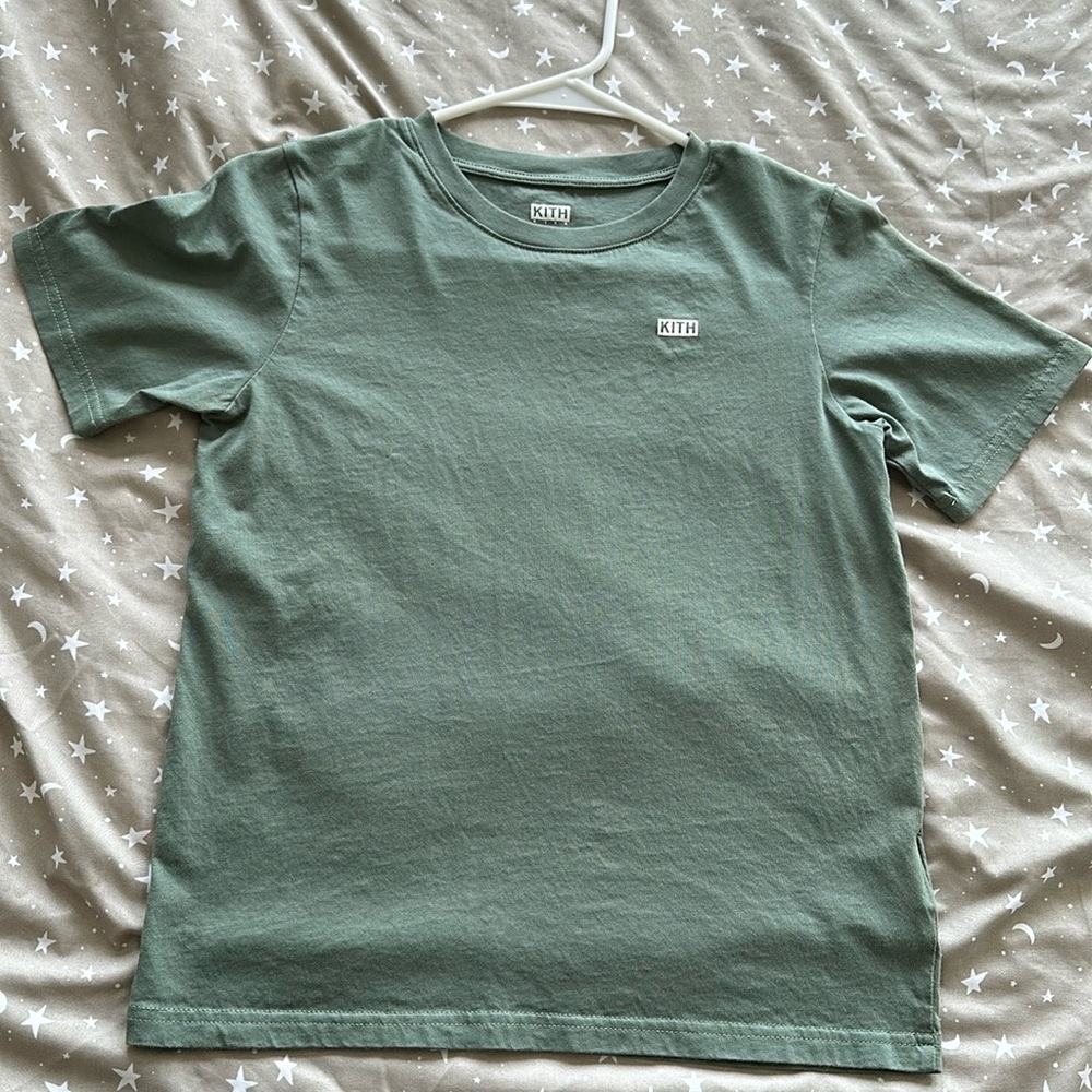 Kith T shirt for boys